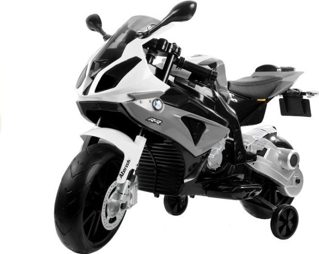 Autentický design s licencí BMW
