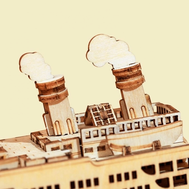RoboTime dřevěné 3D puzzle Zaoceánský parník