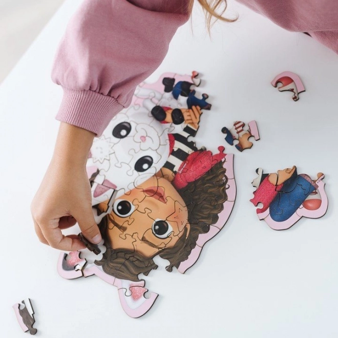 Dřevěné puzzle junior Gabby 50 dílků