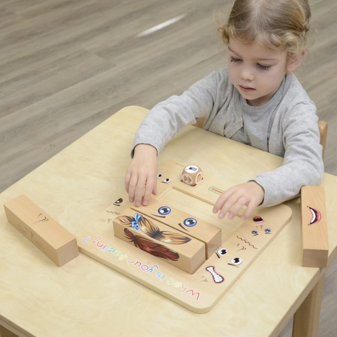 Desková hra Nauka emocí Montessori - dřevěná tabule