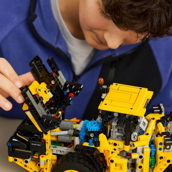 Kolový nakladač Volvo L120 Elektrický LEGO Technic