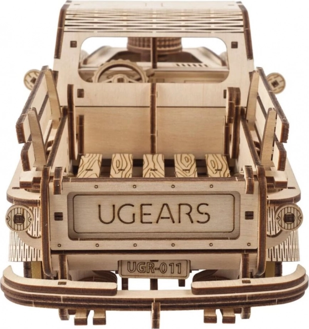 Ugears 3D dřevěné mechanické puzzle Americký náklaďák (pick-up)
