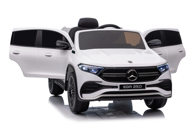 Elektrické auto Mercedes Benz EQA 250 bílé