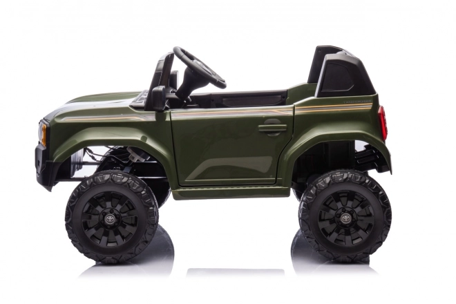 Elektrický vůz Toyota Land Cruiser Prado zelený