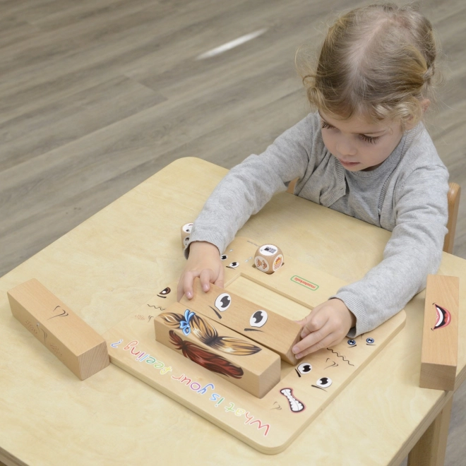 Desková hra Nauka emocí Montessori - dřevěná tabule