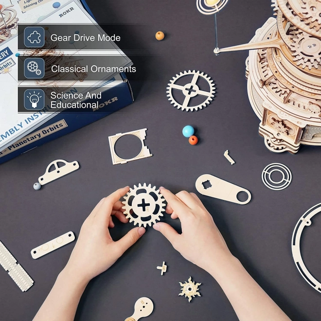 RoboTime 3D dřevěné mechanické puzzle Planetárium