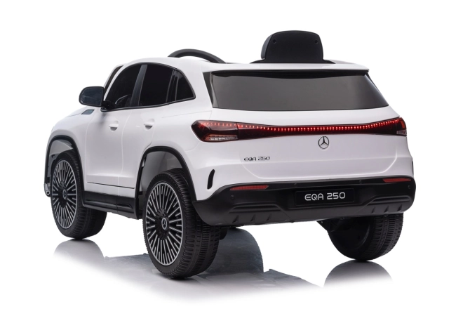Elektrické auto Mercedes Benz EQA 250 bílé