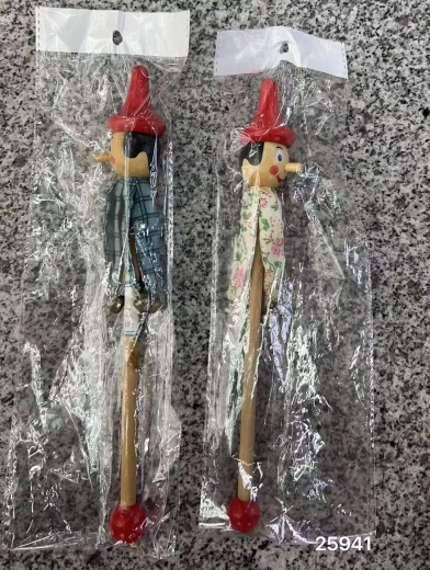 Loutka Pinocchio