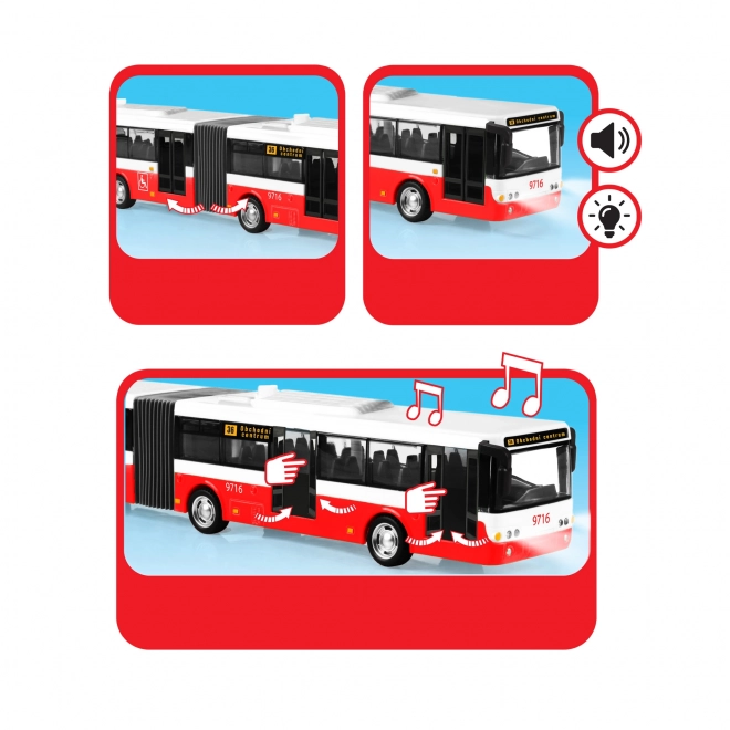 Kloubový autobus hlásící česky