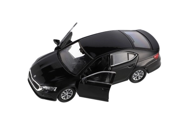 Model auta Škoda Octavia 1:34 bílá