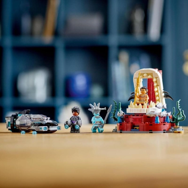 Tři minifigurky hrdinů i padouchů