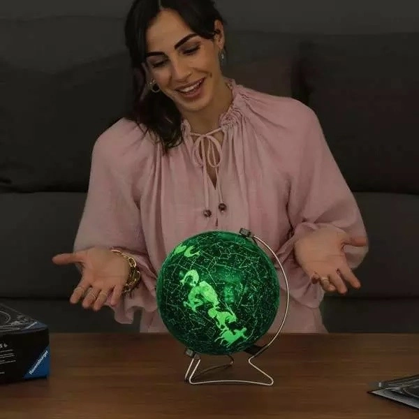 RAVENSBURGER Svítící puzzleball Hvězdný globus 190 dílků