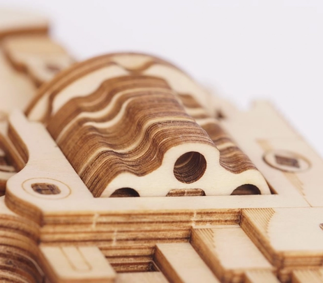 Dřevěné 3D puzzle revolveru Corsac od Robotime