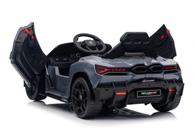 Auto lamborghini revuelto šedé
