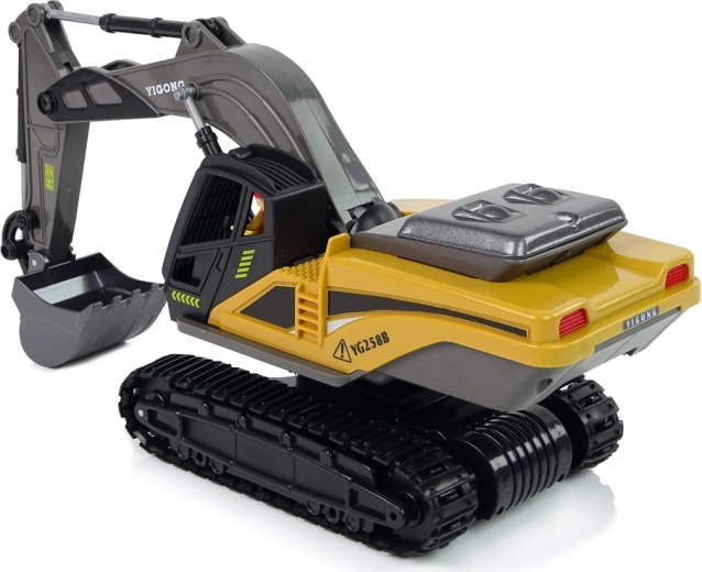 Realistická konstrukce s funkční lžící