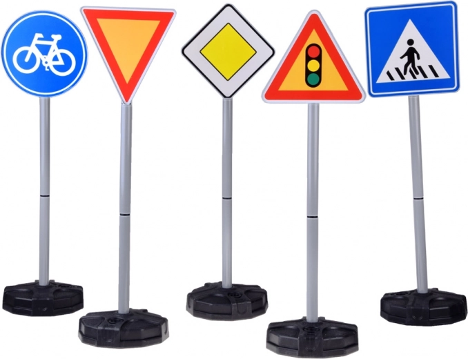 Snadná montáž a pestrá sada 5 značek