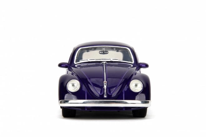 Wednesday auto 1972 VW Beetle 1:24 a figurka Wednesday