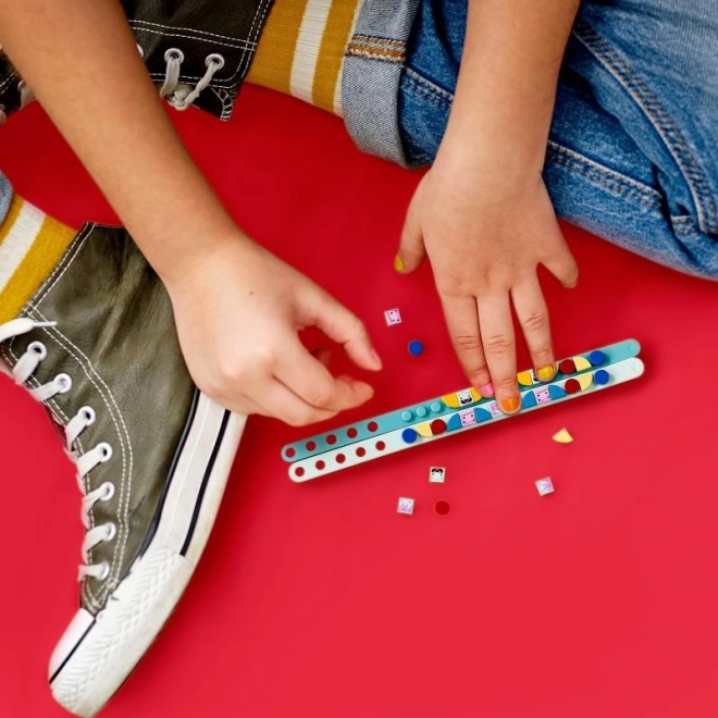 Náramky s příšerkami LEGO DOTS