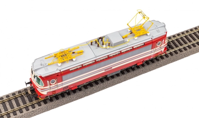 Elektrická lokomotiva laminátka ČD BR 240