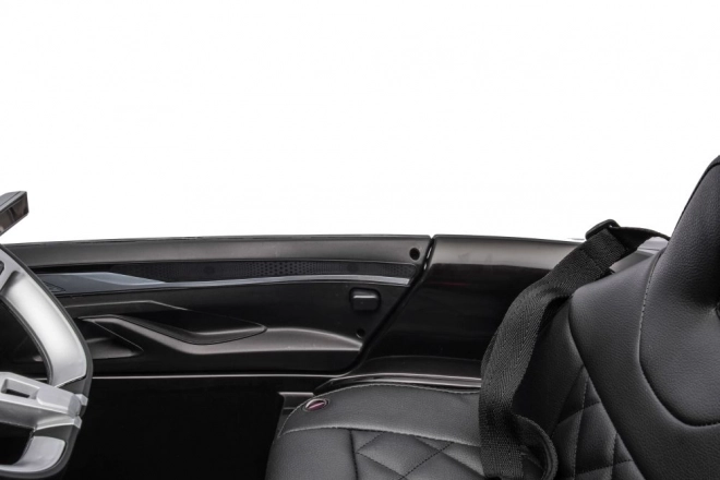 Elektrické autíčko BMW i4 4x4 černé