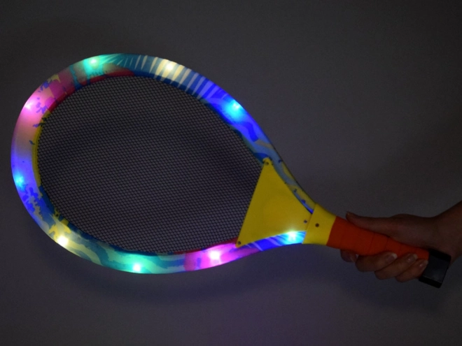 Svítící badmintonové rakety pro zábavu