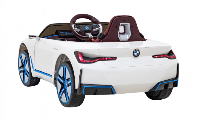 Dětské auto na baterii BMW i4 – Bílé