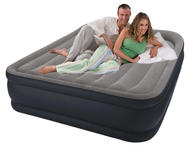 Nafukovací matrace 203x152cm s čerpadlem Intex 64136