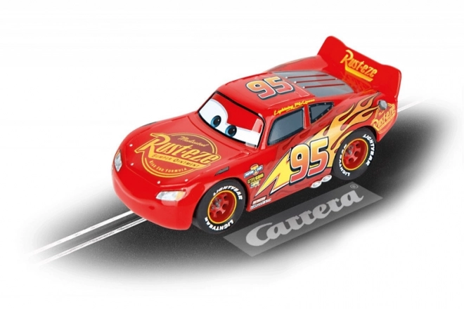 Auto na autodráhu Blesk McQueen