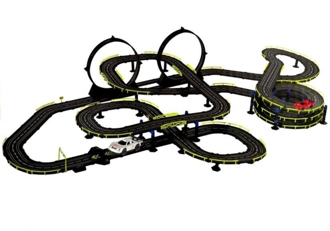 Závodní dráha Slot Cars s auty a ovladači