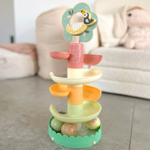 Snadné skládání ze 6 barevných dílů