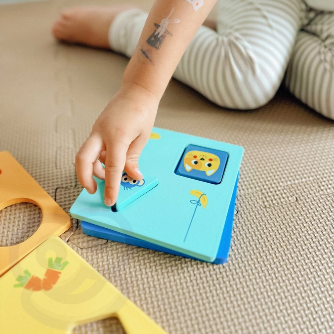 Montessori skládačka tvary a barvy se zvířátky