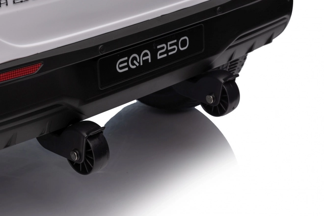 Elektrické auto Mercedes Benz EQA 250 bílé
