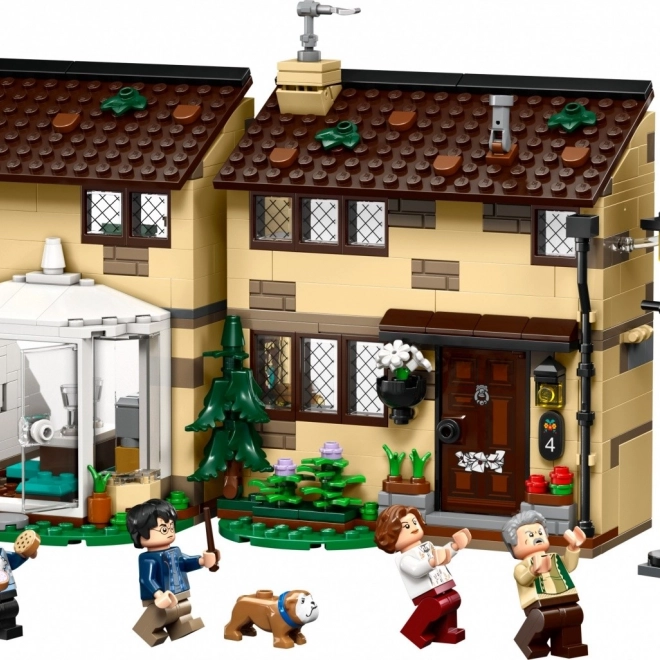 Kostky LEGO Harry Potter Privet Drive: Návštěva tetičky Marge