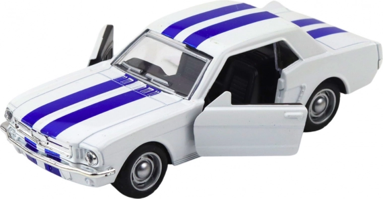 Otevírací dveře a detailní interiér