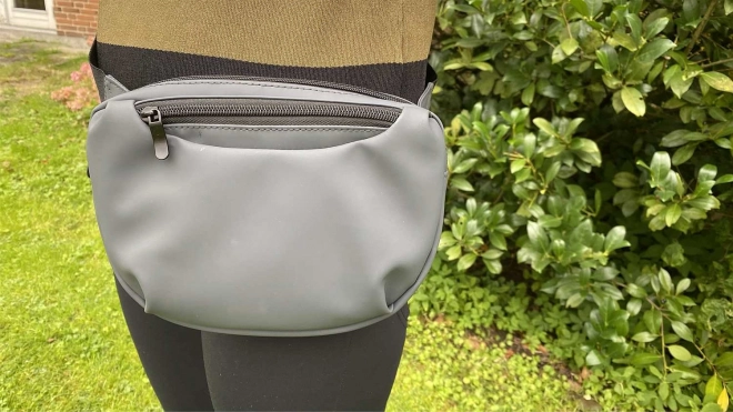 Baby Dan - Mini přebalovací taška s přebalovacím pultem, šedá – Šedá/bílá