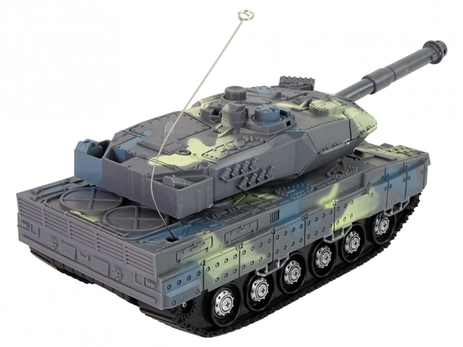 Vojenský tank Dálkově ovládaný Moro Střelba Hluk