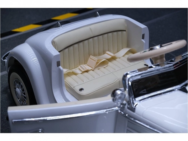Retro auto na akumulátor Mercedes-Benz 540K – Bílé