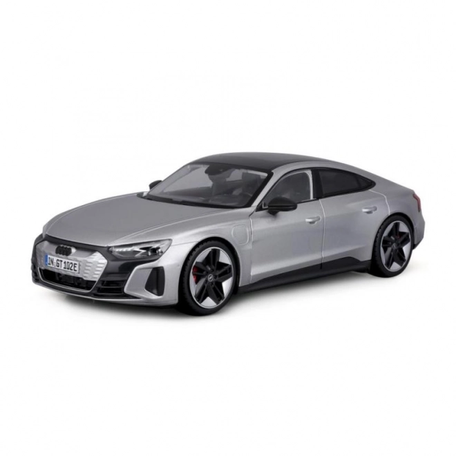 Audi RS E-tron GT stříbrná replika 1:18