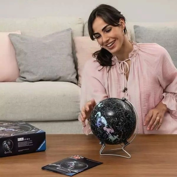 RAVENSBURGER Svítící puzzleball Hvězdný globus 190 dílků