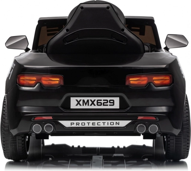 Černé policejní auto 911 Agentura
