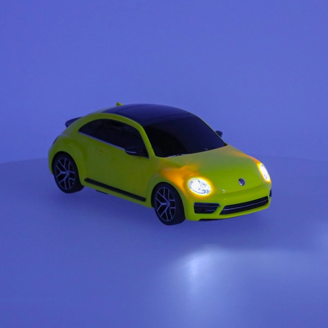 závodní model Volkswagen Beetle na dálkové ovládání - žlutý