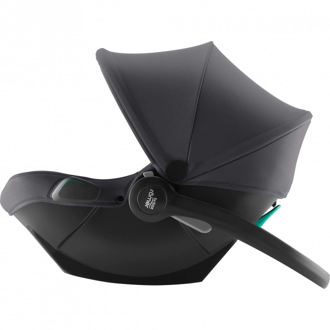 Dětská autosedačka Britax Römer Baby Safe Core a Flex Base 5Z ve stříbrně šedé