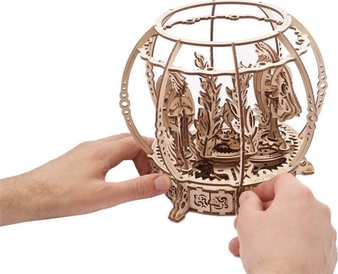 Ugears 3D dřevěné mechanické puzzle Mechanické akvárium