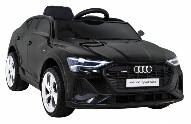 Audi E-Tron Sportback pentru copii + Pilot + tracțiune 4x4 + pornire lentă + radio MP3 + LED – Černá