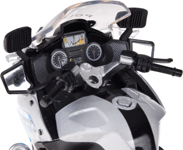 Detailní kokpit a ovládací prvky