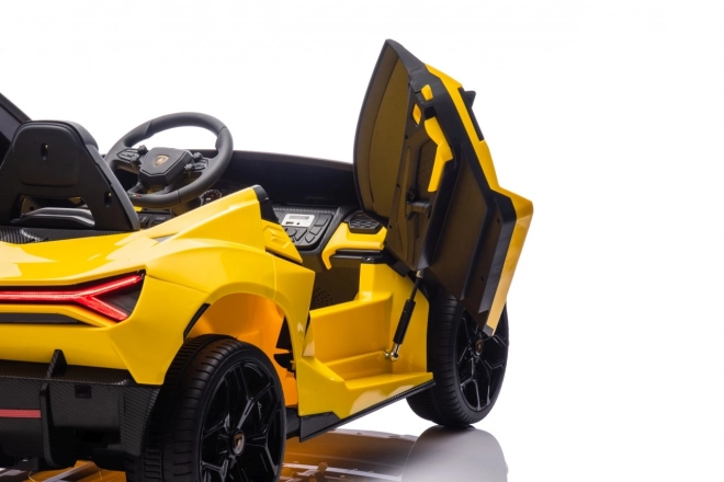 Žluté auto Lamborghini Revuelto XL
