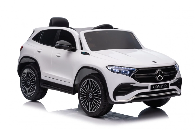 Elektrické auto Mercedes Benz EQA 250 bílé