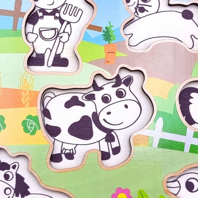Dřevěné puzzle Farma Montessori s kolíčky od Woopie Green