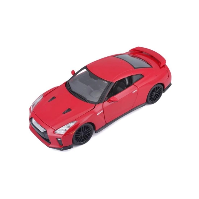 Nissan GT-R Bburago 1:24 metallic bílá – Červený