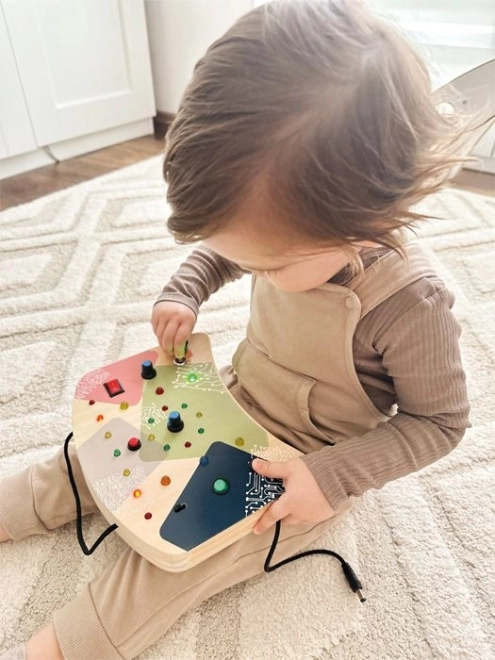 Small foot Motorická deska s LED světly a vypínači